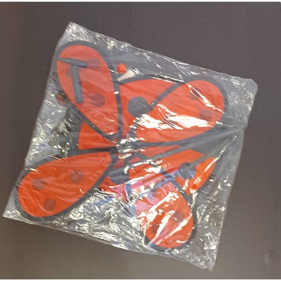 Wind Spinner NEW 3D LARGE Red & Black Petal with Stake Flower is 15 Inches Wide! - Picture 3 of 6